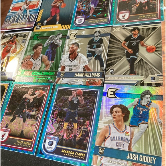 (13) NBA Players Various Teams Holographic Limited Edition Rookies Non Rookies - Picture 2 of 3